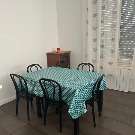 Apartamento F2 Avec Parking Gratuit *